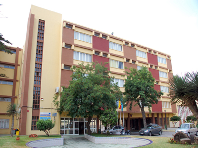 Fachada I.E.S. Leopoldo Queipo