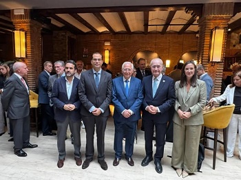 WEB EL PRESIDENTE DE LA CIUDAD ANIMA A EMPRESARIOS A INVERTIR EN 'DESCUBRE MELILLA: UN LUGAR PARA VIVIR E INVERTIR'
