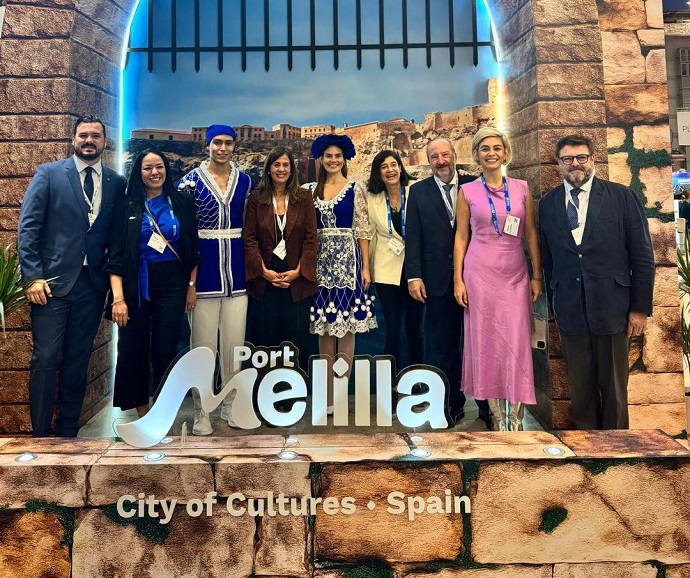 WEB LA CONSEJERA DE CULTURA ACOMPA�A LA PRESENTACI�N DE 'PORT MELILLA' EN HAMBURGO