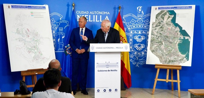 EL PRESIDENTE DE LA CIUDAD INDICA QUE EL PLAN DE ASFALTADO HA REPERCUTIDO EN TODA LA CIUDAD EL PRESIDENTE DE LA CIUDAD INDICA QUE EL PLAN DE ASFALTADO HA REPERCUTIDO EN TODA LA CIUDAD