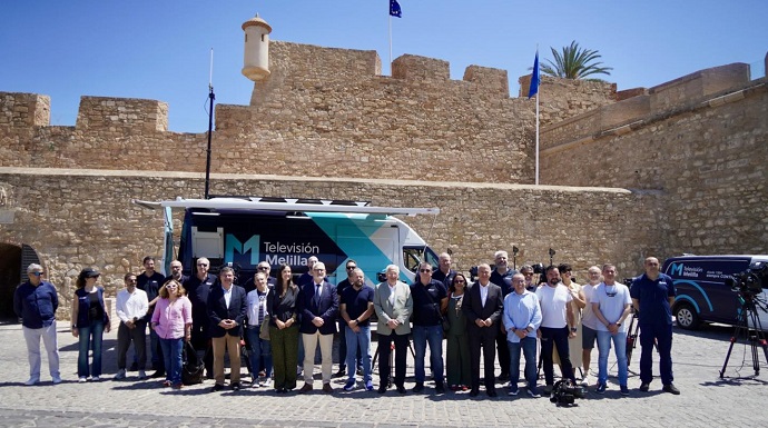 EL PRESIDENTE DE INMUSA PRESENTA LA NUEVA UNIDAD M�VIL DE TELEVISI�N MELILLA