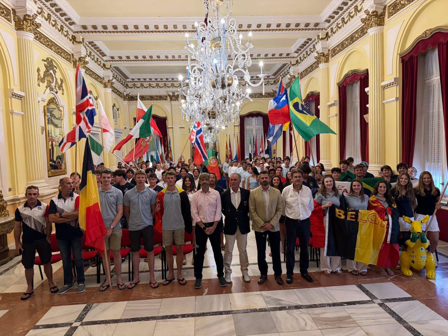 WEB MELILLA DA LA BIENVENIDA AL MUNDIAL JUNIOR DE SNIPE CON LA RECEPCI�N OFICIAL A LAS 13 DELEGACIONES PARTICIPANTES
