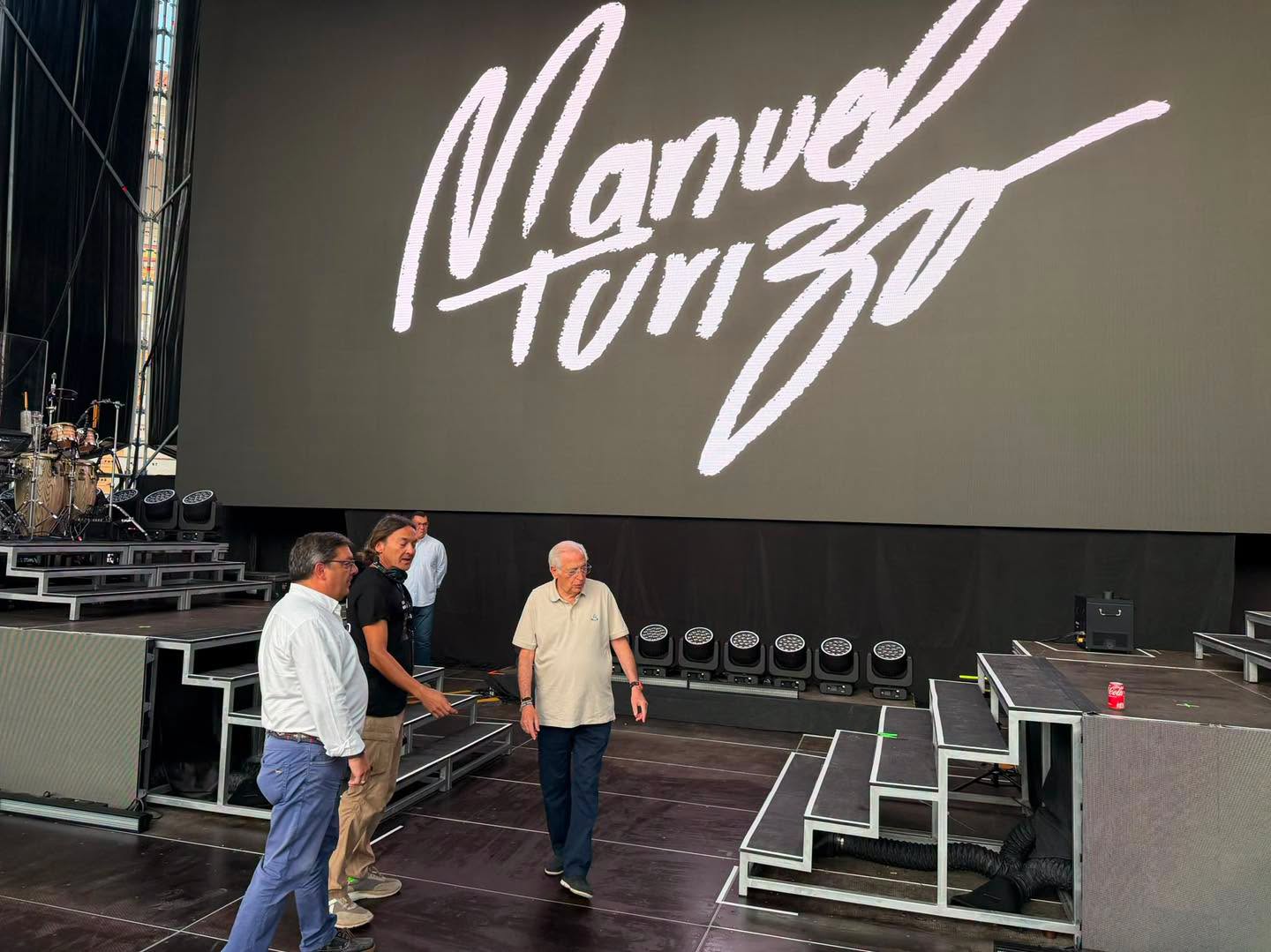 IMBRODA COMPRUEBA LOS �LTIMOS DETALLES T�CNICOS PREVIA AL LLENO TOTAL DE MANUEL TURIZO