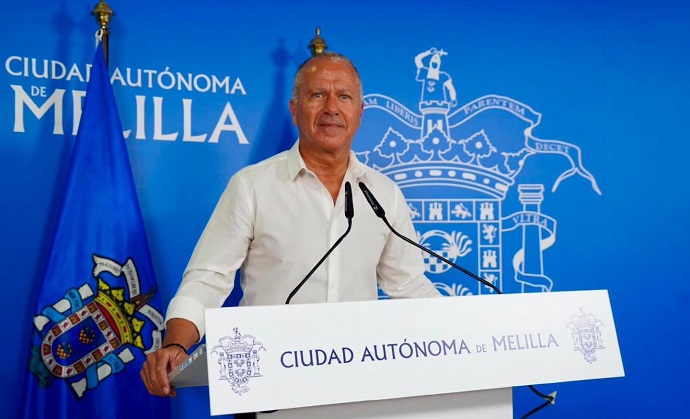 EL CONSEJERO DE TURISMO DEFIENDE LA CONSTRUCCI�N DE UN HOTEL EN SAN LORENZO