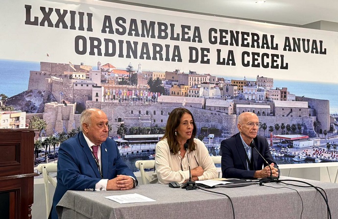 LA CONSEJERA DE CULTURA INAUGURA LA 73 ASAMBLEA GENERAL DE LA CECEL