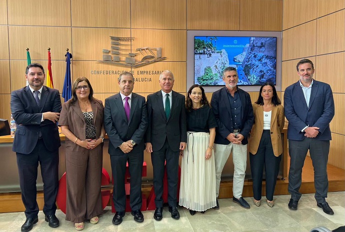 M�S DE MEDIO CENTENAR PARTICIPA EN LAS JORNADAS DE INVERSI�N EN MELILLA CELEBRADAS EN SEVILLA